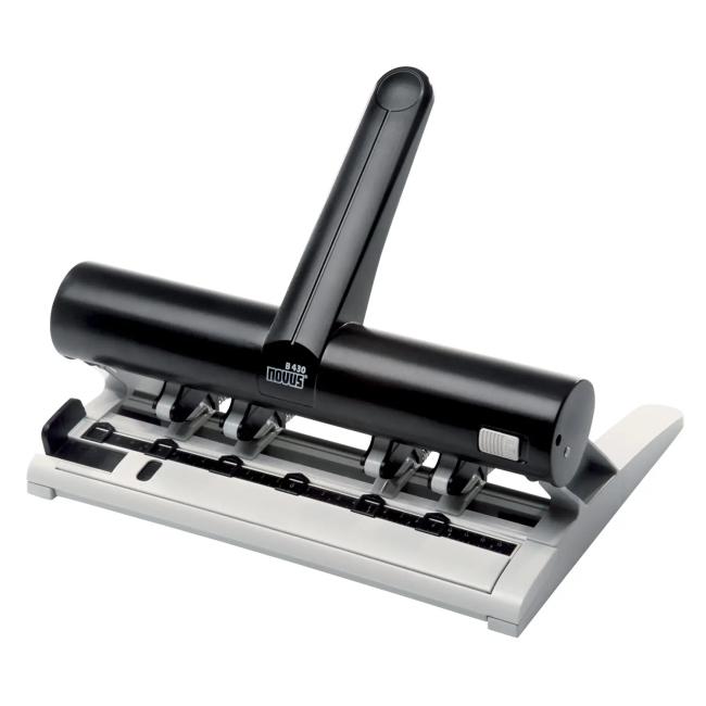 [NO250470] Štvordierovačka Novus B 430 čierna/sivá